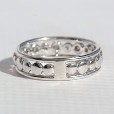 American Jewelry 14k White Gold .27ctw Diamond Bezel Triple Row Fashion Band Ring