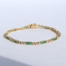 American Jewelry 14k Yellow Gold 2.11ctw Emerald 1.26ctw Diamond Milgrain Bezel Bracelet