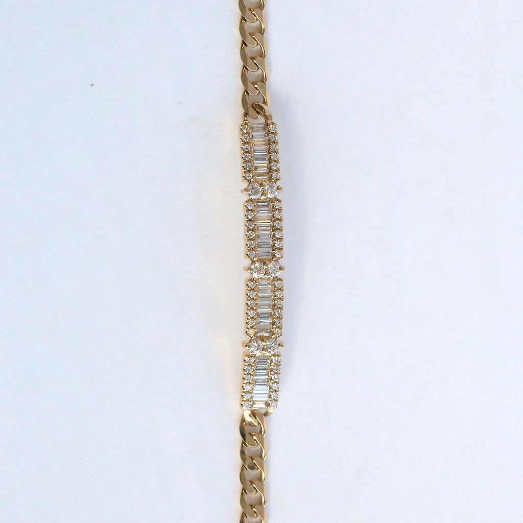 American Jewelry 14k Yellow Gold .70ctw Diamond Baguette & Round Curb Chain Bracelet
