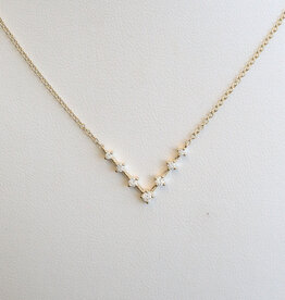 American Jewelry 14k Yellow Gold .15ctw Diamond Station V Necklace