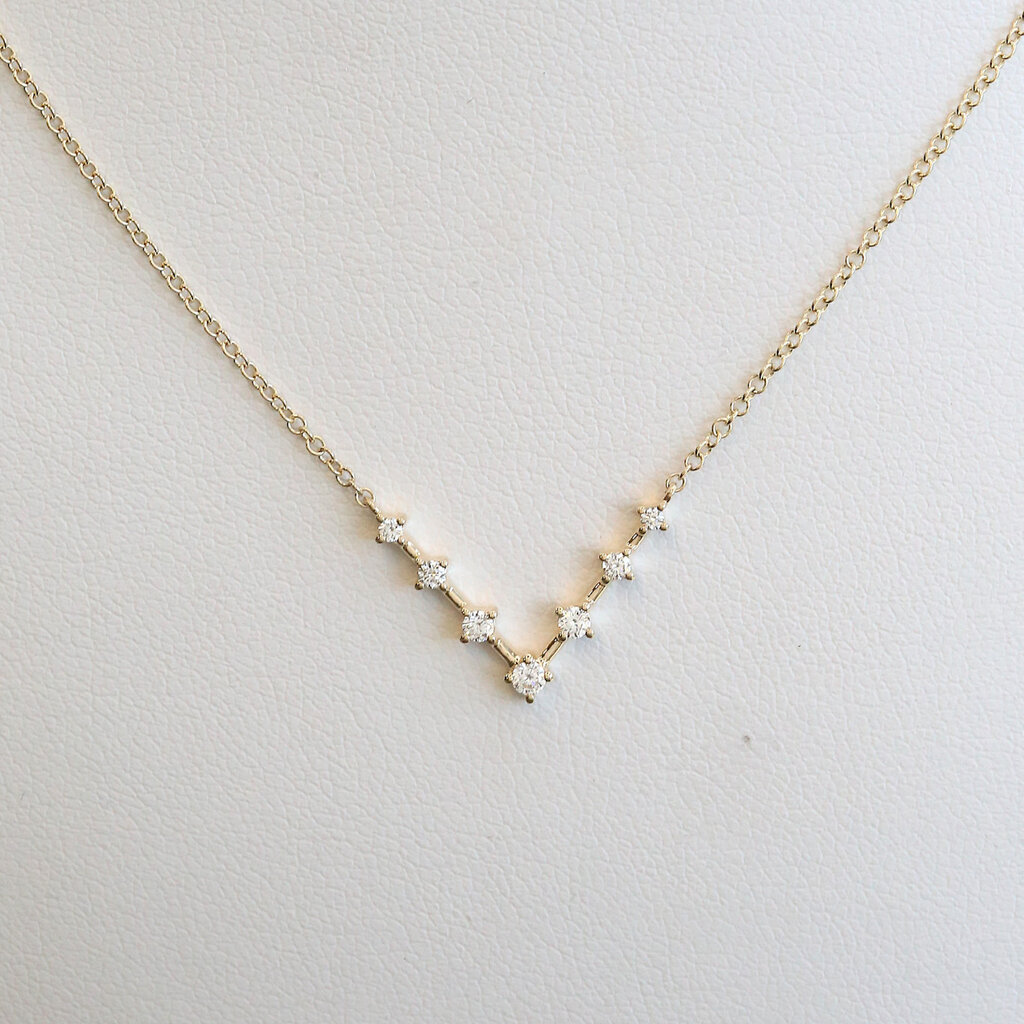 American Jewelry 14k Yellow Gold .15ctw Diamond Station V Necklace