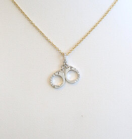 American Jewelry 14k Yellow Gold .05ctw Diamond Accent Handcuffs Necklace
