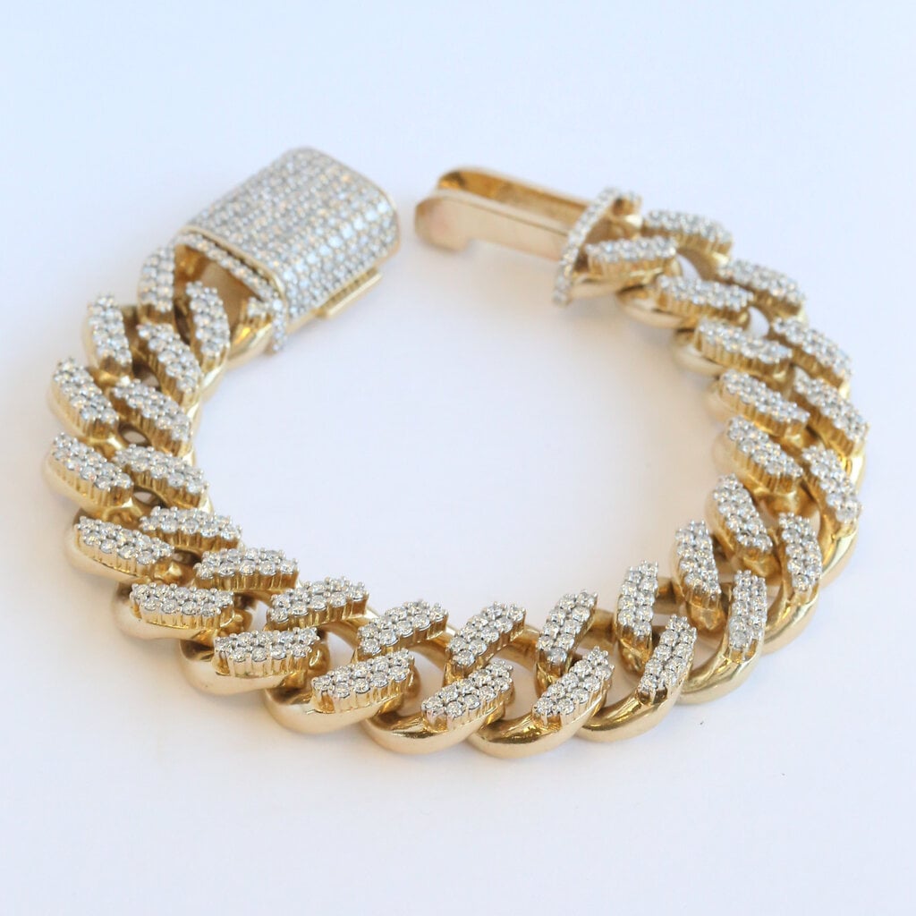 American Jewelry 14k Yellow Gold 14.5ctw Round Diamond Pave Heavyweight Mens Curb Bracelet