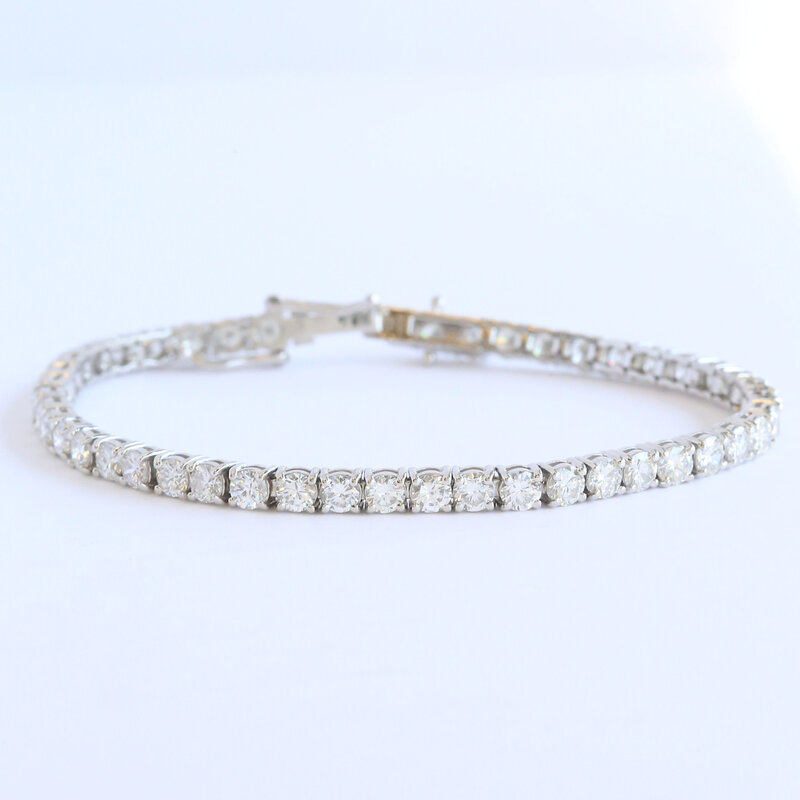 American Jewelry 14k White Gold 8.28ctw Diamond Tennis Bracelet (7.5")