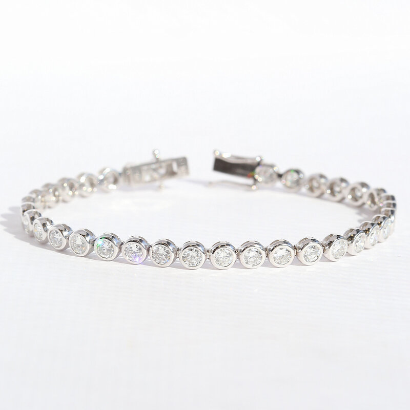 American Jewelry 14k White Gold 3.52ctw Diamond Bezel Tennis Bracelet (7.5")