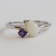 American Jewelry 14k White Gold .15ct Amethyst, .41ct Opal, .04ct Diamond Ring