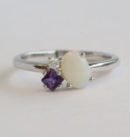 American Jewelry 14k White Gold .15ct Amethyst, .41ct Opal, .04ct Diamond Ring