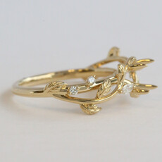 American Jewelry 14k Yellow Gold .16ctw Diamond Vine & Leaf Design Semi Mount Engagement Ring
