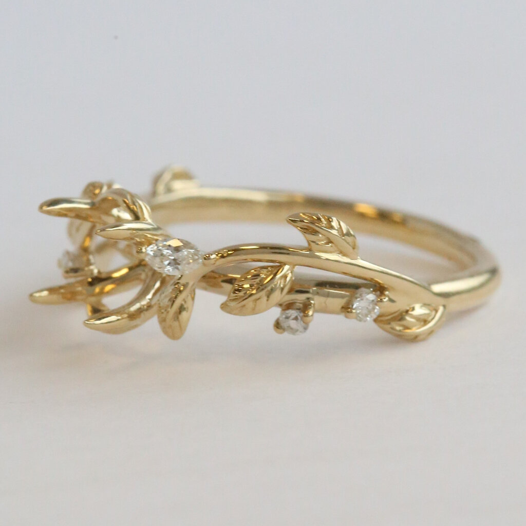 American Jewelry 14k Yellow Gold .16ctw Diamond Vine & Leaf Design Semi Mount Engagement Ring