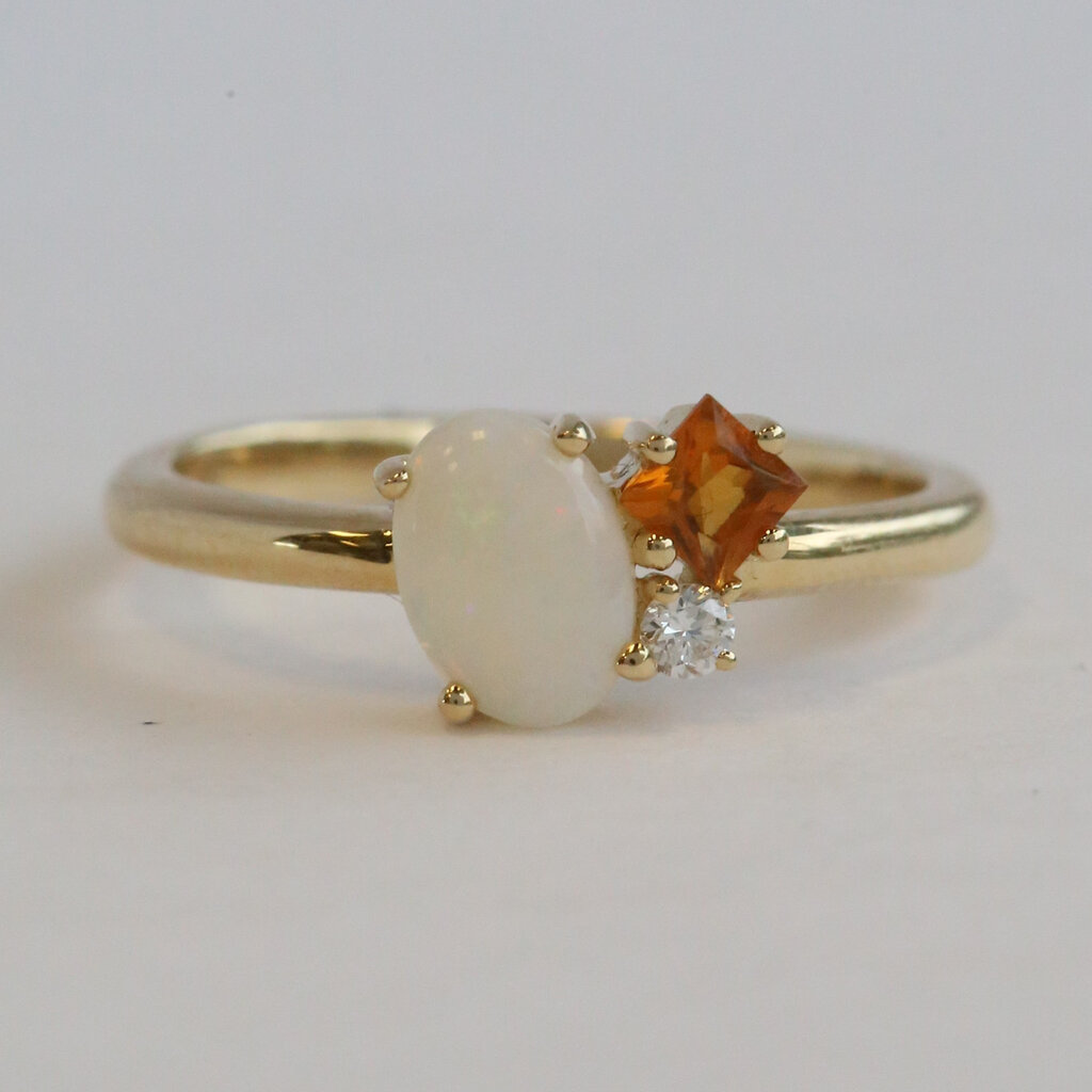 American Jewelry 14k Yellow Gold .46ct Opal, .13ct Citrine, .04ct Diamond Ring