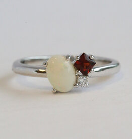 American Jewelry 14k White Gold .50ct Opal, .18ct Garnet, .04ct Diamond Ring