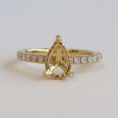 American Jewelry 18k Yellow Gold .66ctw Diamond Pear Semi Mount Engagement Ring