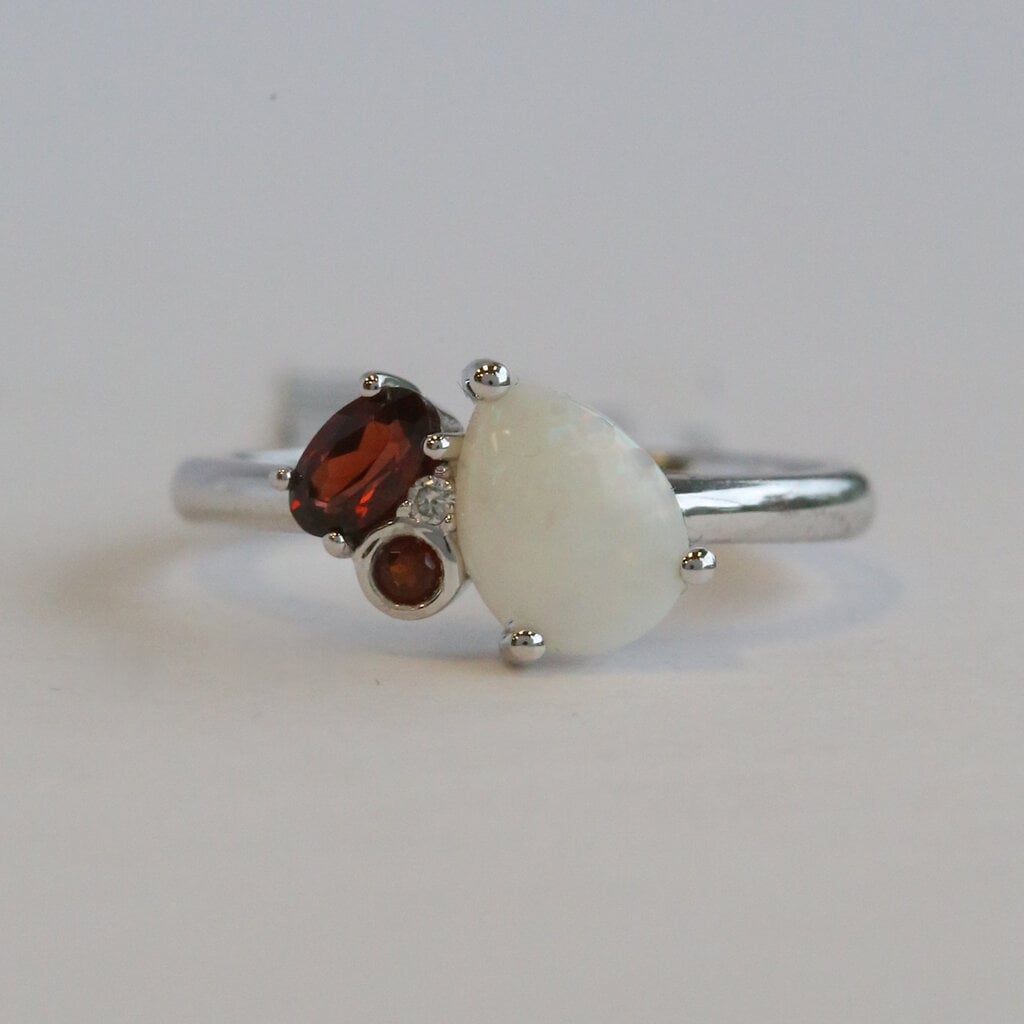 American Jewelry 14k White Gold .62ct Opal, .32ct Garnet, Diamond Accent Ring
