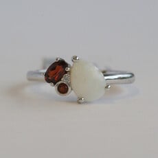 American Jewelry 14k White Gold .62ct Opal, .32ct Garnet, Diamond Accent Ring