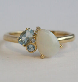 American Jewelry 14k Yellow Gold .63ct Opal .24ct Aquamarine Diamond Accent Ring
