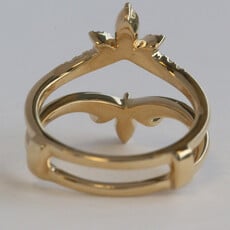 American Jewelry 14k Yellow Gold .33ctw Baguette & Round Diamond Contour Ring Guard