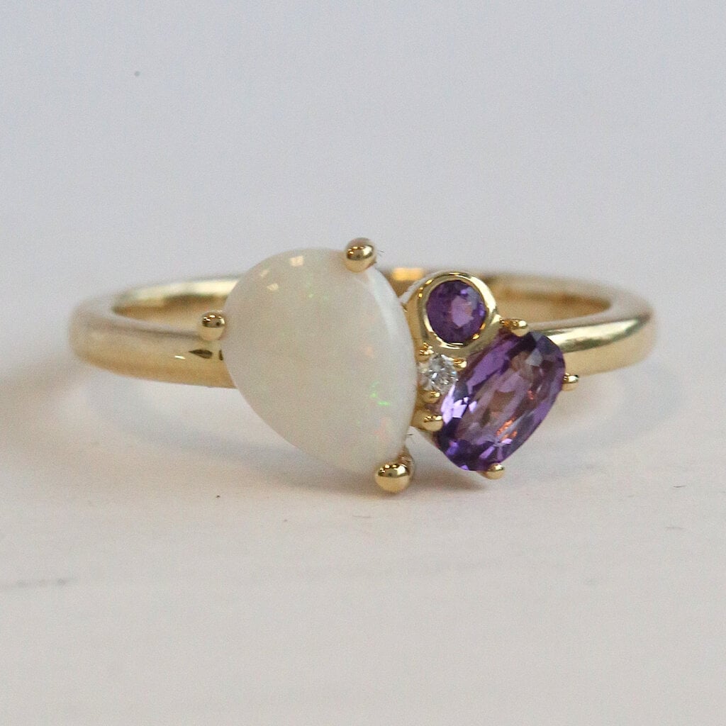 American Jewelry 14k Yellow Gold .62ct Opal .27ctw Amethyst, Diamond Accent Ring