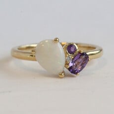 American Jewelry 14k Yellow Gold .62ct Opal .27ctw Amethyst, Diamond Accent Ring
