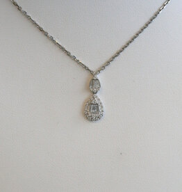 American Jewelry 18k White Gold .40ctw Diamond Baguette & Round Cut Pear Necklace