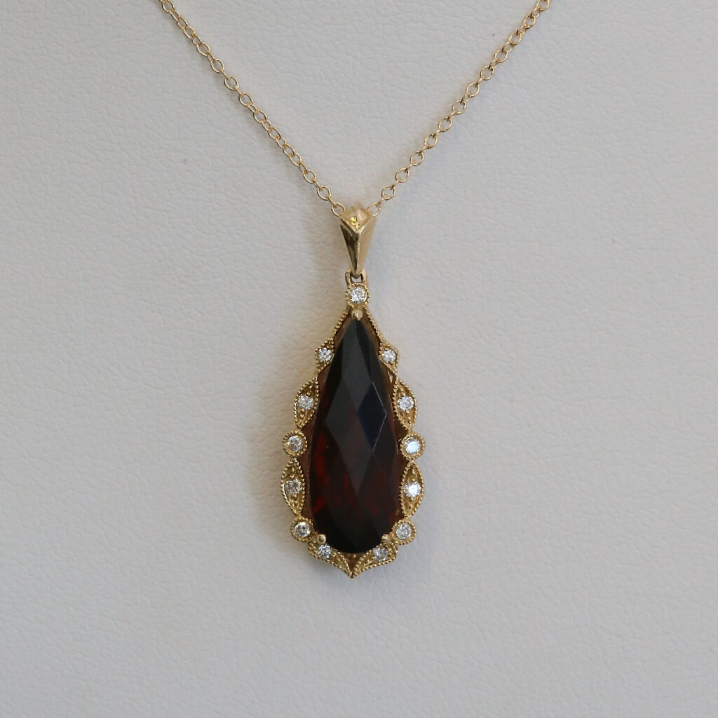 American Jewelry 14k Yellow Gold 5.32ct Garnet .13ctw Diamond Checkerboard Cut Pear Milgrain Halo Necklace