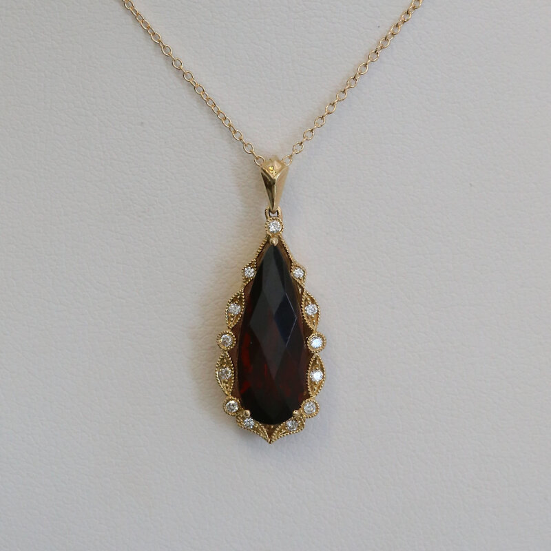 American Jewelry 14k Yellow Gold 5.32ct Garnet .13ctw Diamond Checkerboard Cut Pear Milgrain Halo Necklace