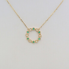 American Jewelry 14k Yellow Gold .04ctw Diamond .05ctw Emerald Milgrain Open Circle Necklace