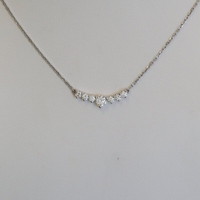 American Jewelry 14k White Gold .42ctw Diamond 7 Stone Necklace