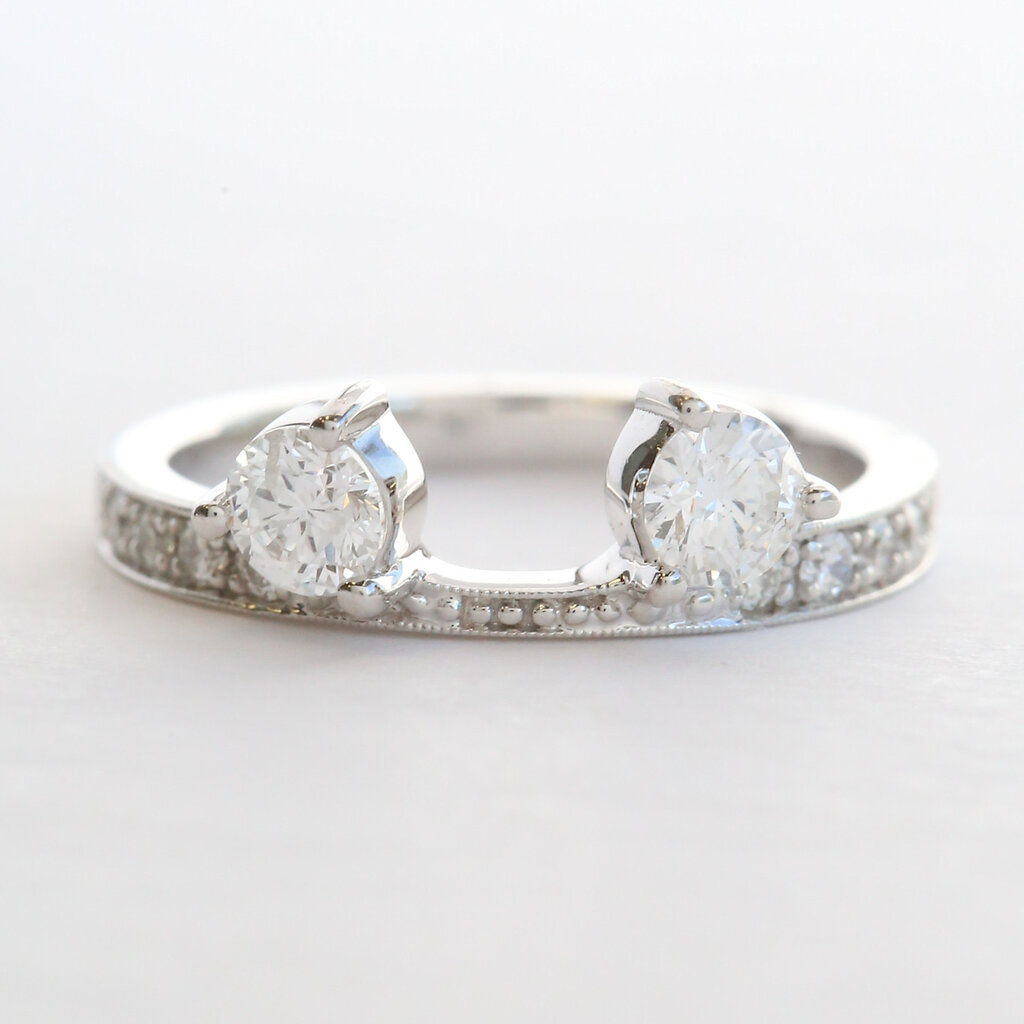 American Jewelry 14k White Gold .77ctw Diamond Wedding Band