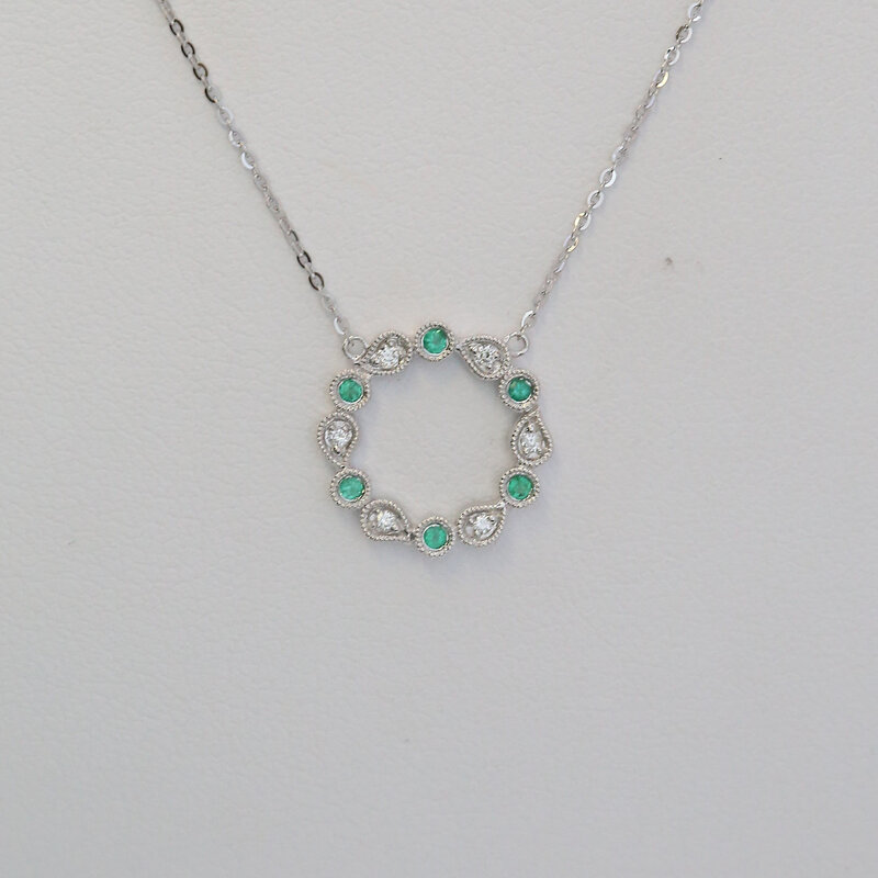 American Jewelry 14k White Gold .05ctw Emerald .04ctw Diamond Milgrain Open Circle Necklace