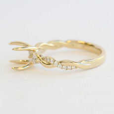 American Jewelry 14k Yellow Gold .28ctw Diamond Twisted Semi Mount Engagement Ring