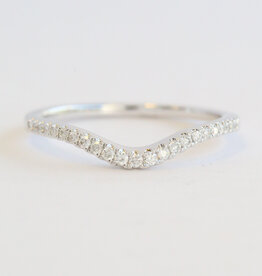 American Jewelry 14k White Gold .23ctw Diamond Curved Contour Band