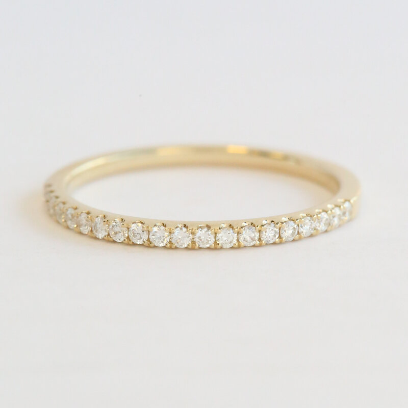 American Jewelry 14k Yellow Gold .20ctw Diamond Straight Wedding Band