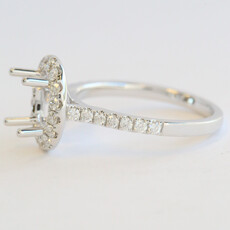 American Jewelry 14k White Gold .54ctw Diamond Oval Halo Semi Mount Engagement Ring