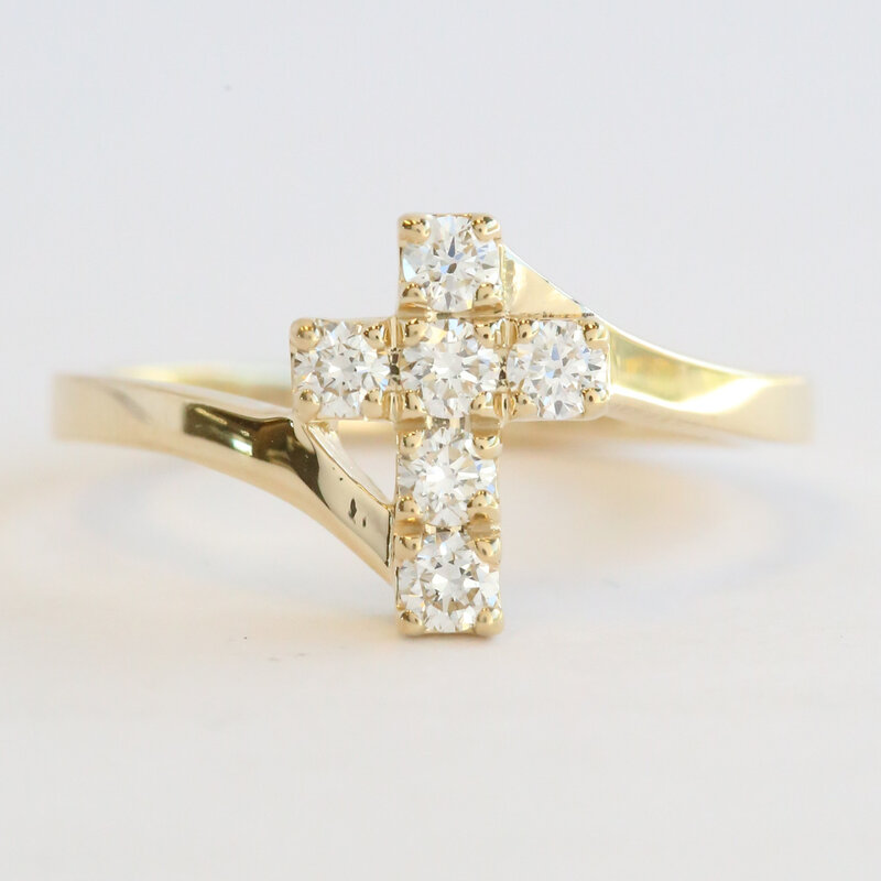American Jewelry 14k Yellow Gold .35ctw Diamond Cross Bypass Ring