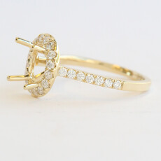American Jewelry 14k Yellow Gold .54ctw Diamond Oval Halo Semi Mount Engagement Ring