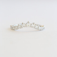 American Jewelry 14k White Gold .76ctw Diamond Curved Contour Wedding Band