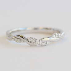 American Jewelry 14k White Gold .14ctw Twisted Infinity Wedding Band