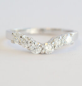 American Jewelry 14k White Gold .90ctw Diamond Curved Contour Band
