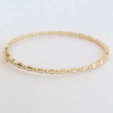 American Jewelry 14k Yellow Gold .38ctw Baguette & Round Diamond Bangle Bracelet