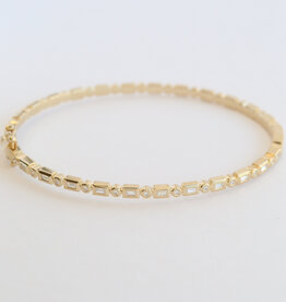 American Jewelry 14k Yellow Gold .38ctw Baguette & Round Diamond Bangle Bracelet