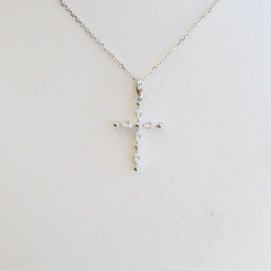 American Jewelry 14k White Gold .06ctw Diamond Petite Cross Necklace