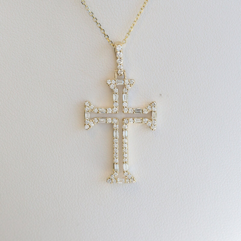 American Jewelry 14k Yellow Gold .60ctw Baguette & Round Diamond Open Cross Necklace