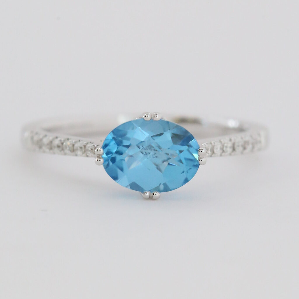 American Jewelry 14k White Gold 1.09ct Blue Topaz .11ctw Diamond  East to West Oval Ring
