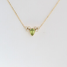 American Jewelry 14k Yellow Gold .36ct Peridot .07ctw Diamond Accent Pear Milgrain Necklace