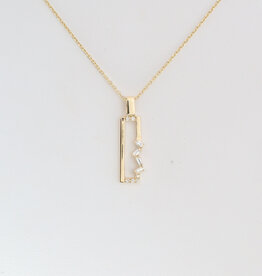 American Jewelry 14k Yellow Gold .08ctw Diamond Baguette Accent Rectangle Necklace