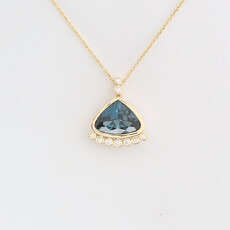 American Jewelry 14k Yellow Gold 3.9ct London Blue Topaz .13ctw Diamond Bezel Necklace