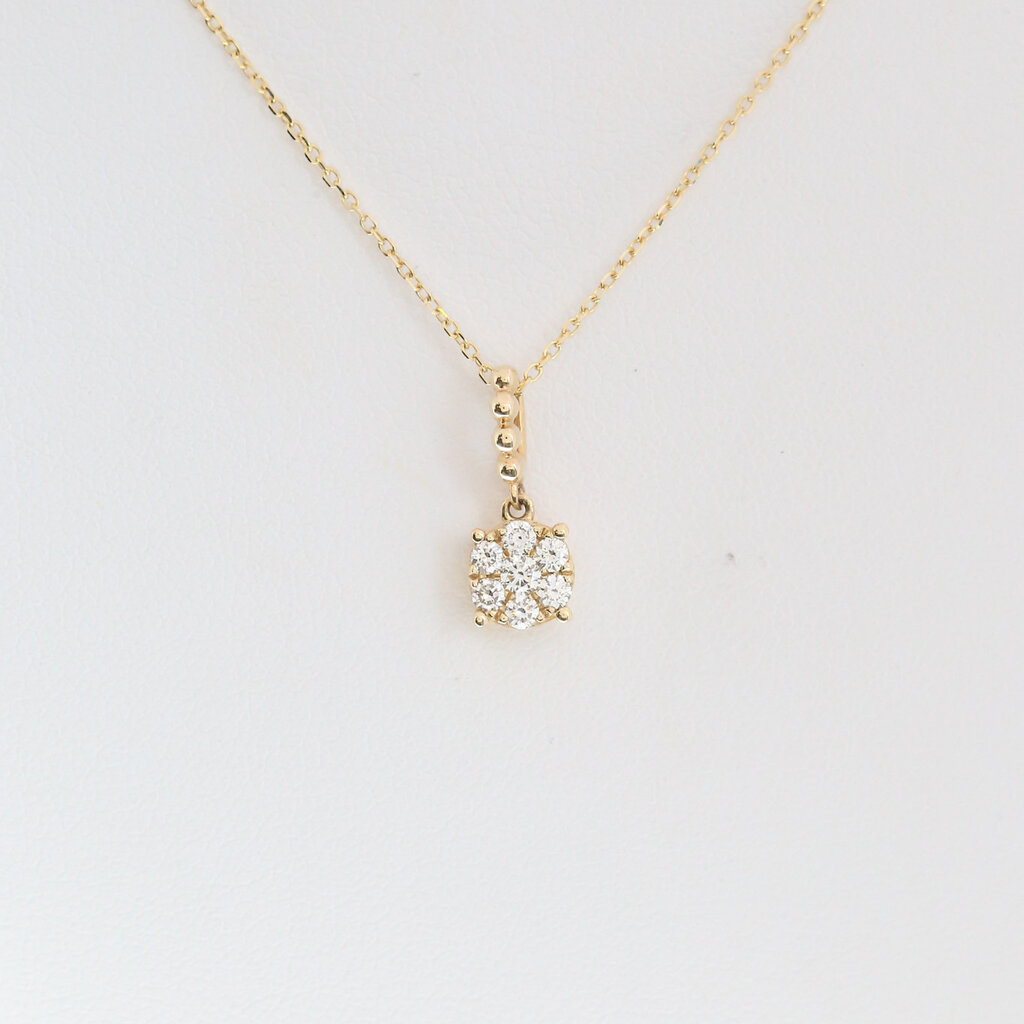 American Jewelry 14k Yellow Gold .20ctw Diamond Cluster Necklace