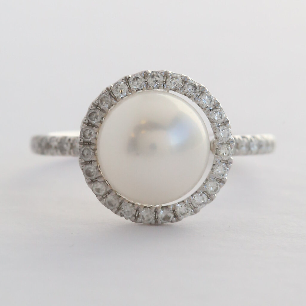 American Jewelry 14k White Gold .37ctw Diamond Akoya Pearl Halo Ring