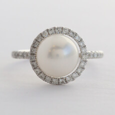 American Jewelry 14k White Gold .37ctw Diamond Akoya Pearl Halo Ring
