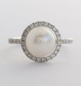 American Jewelry 14k White Gold .37ctw Diamond Akoya Pearl Halo Ring